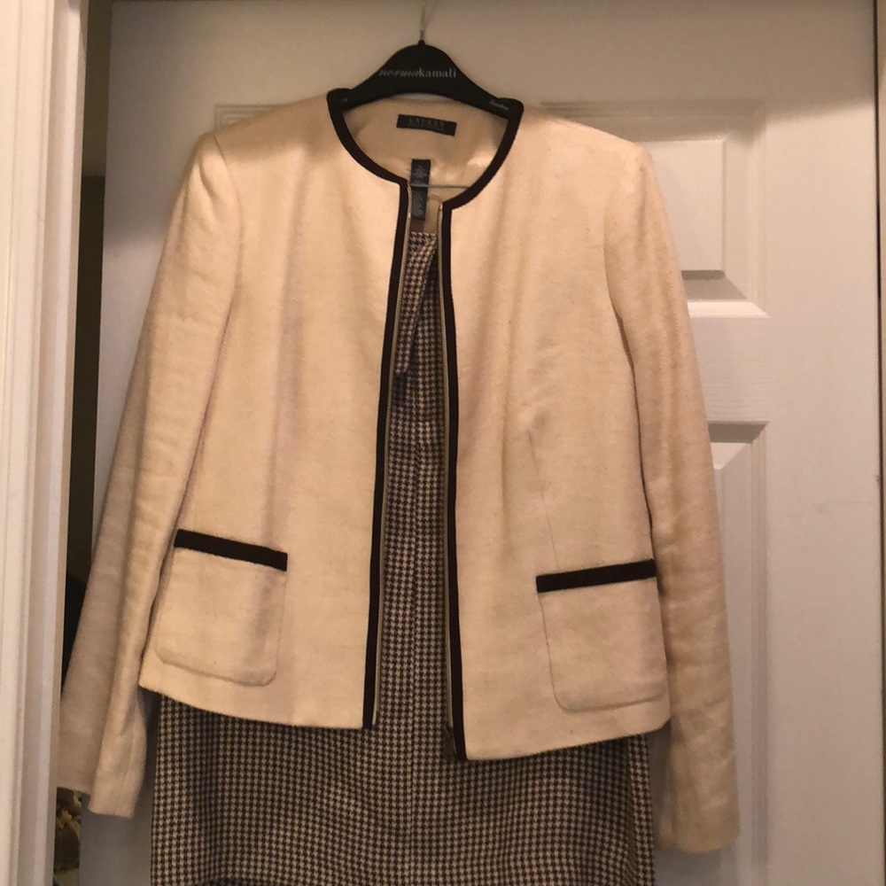 Lauren separates